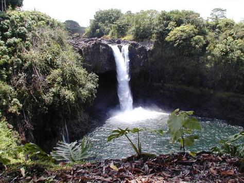 Rainbow Falls in Hilo – One of the Big Island's Most Popular Natural ...