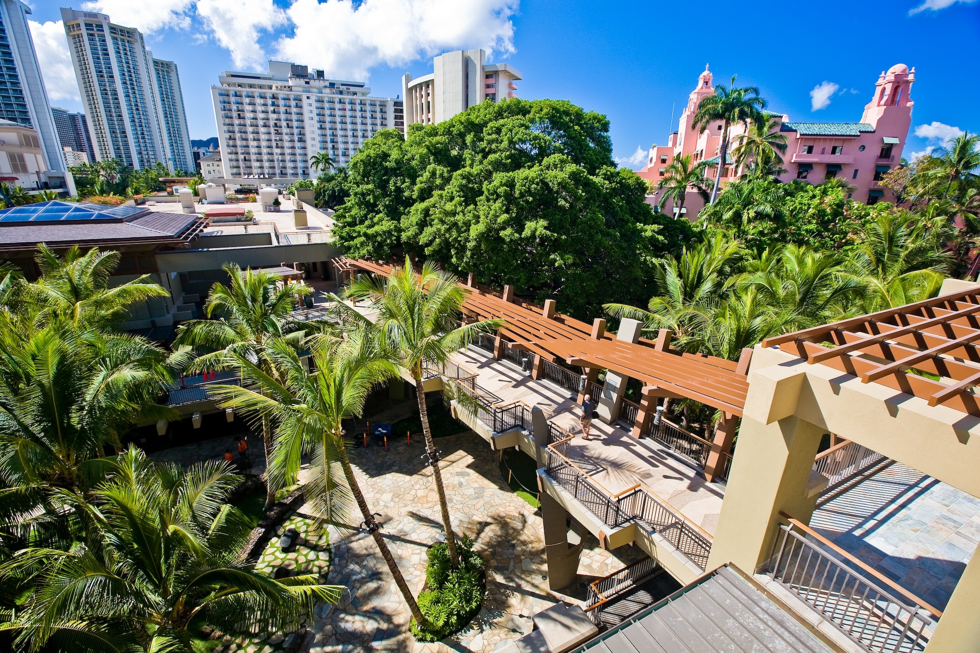 Royal Hawaiian Center A Commercial Cultural And Historical Hub