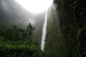 Waterfalls of Hawaii - Hiilawe Falls