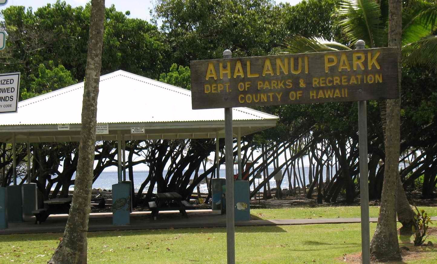 Ahalanui Hot Pond - Big Island