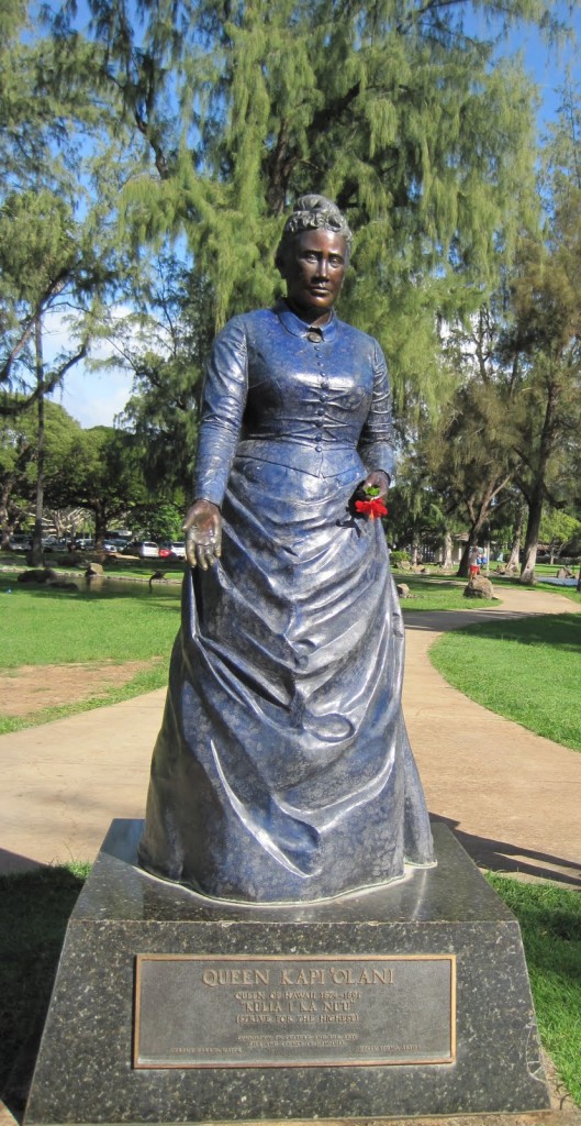 Statue of Queen Kapiolani at Kapiolani Park
