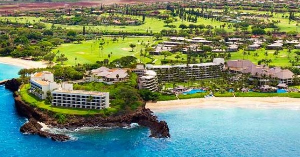 Black Rock (Pu'u Keka'a) - A Spectacular Snorkeling and Cliff-Jumping ...