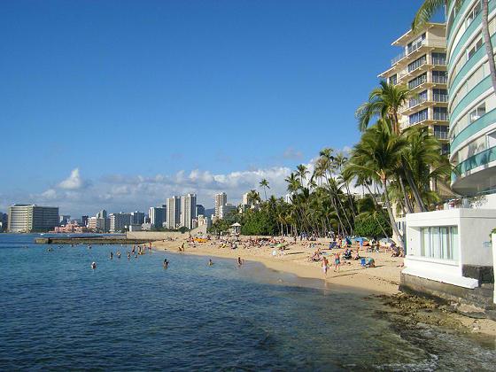 San Souci Beach - Oahu, Hawaii