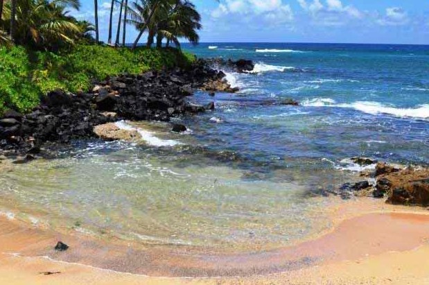 Keiki Cove Beach - Kauai, Hawaii