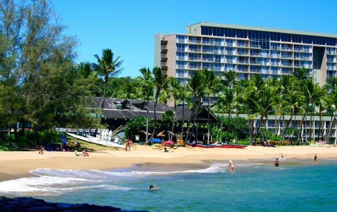 Kalapaki Beach - A Quiet Beach in Lihue, Kauai